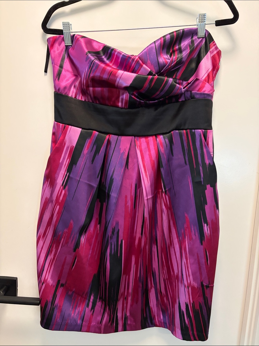 Ricki's Strapless Cocktail Dress in Magenta, Purple & Black